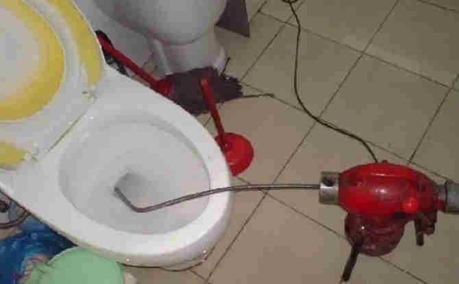 黄梅马桶通下水